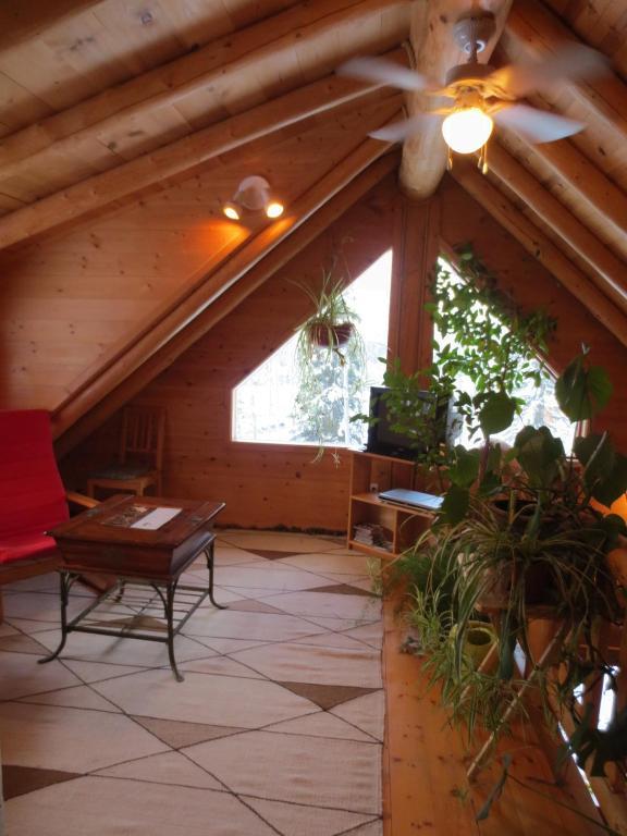 Blaeberry Mountain Lodge Голдън Стая снимка