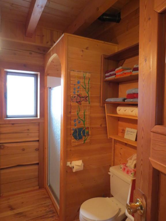 Blaeberry Mountain Lodge Голдън Стая снимка